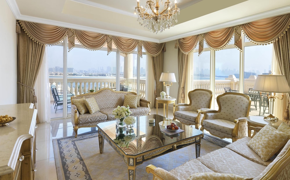 Kempinski Hotel Palm Jumeirah — Hotel rooms in Dubai
