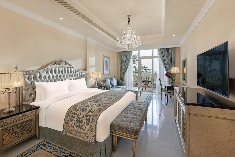 Kempinski Hotel Palm Jumeirah — Hotel rooms in Dubai
