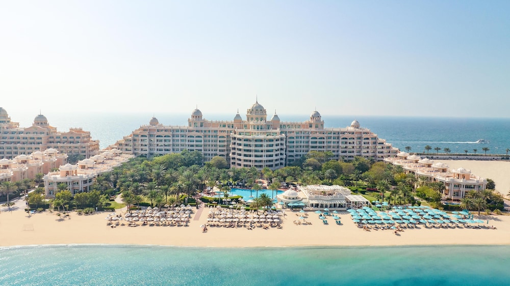 Kempinski Hotel Palm Jumeirah — Main photo in Dubai