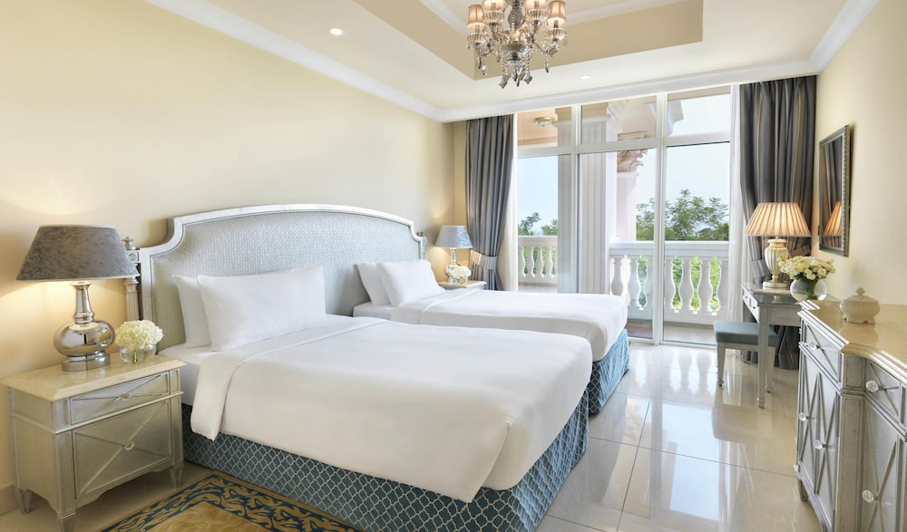 Kempinski Hotel Palm Jumeirah — Hotel rooms in Dubai