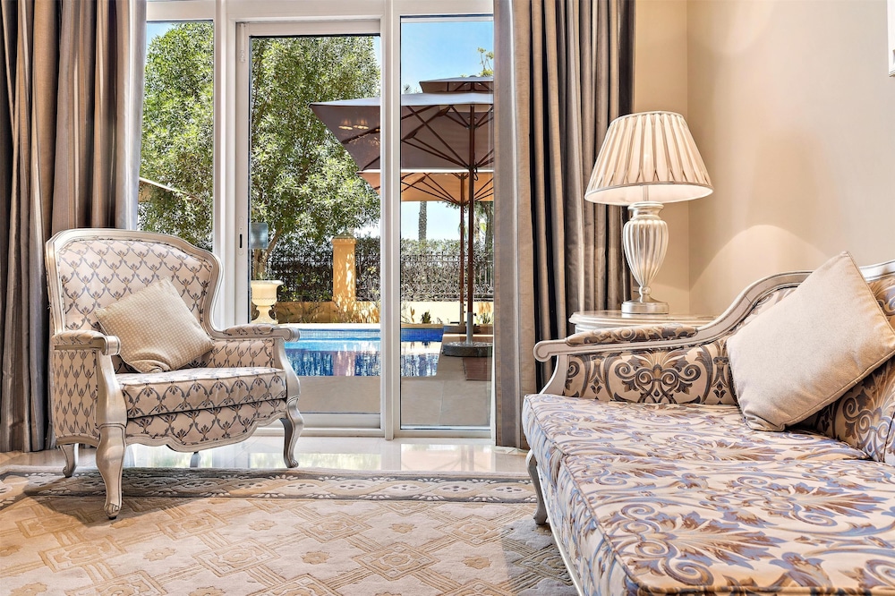 Kempinski Hotel Palm Jumeirah — Hotel rooms in Dubai
