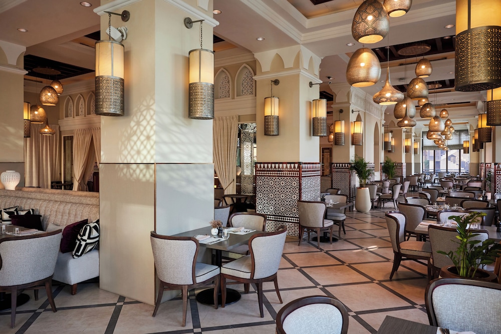 Jumeirah Mina Al Salam Dubai — Restaurant in Dubai
