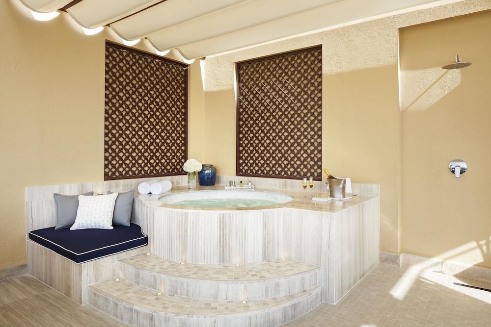 Jumeirah Mina Al Salam Dubai — Rooms in Dubai