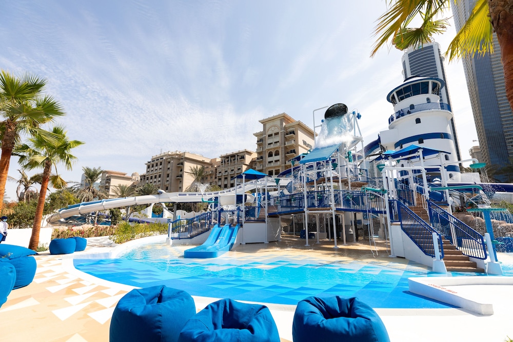 The Westin Dubai Mina Seyahi Beach Resort & Marina — Pool in Dubai