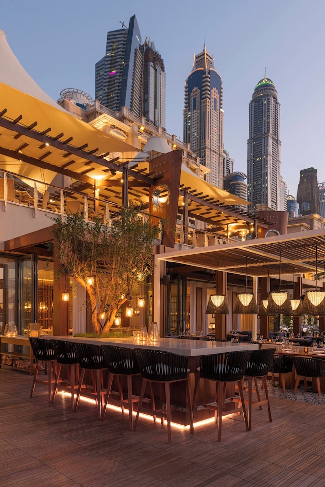 The Westin Dubai Mina Seyahi Beach Resort & Marina — Restaurant in Dubai