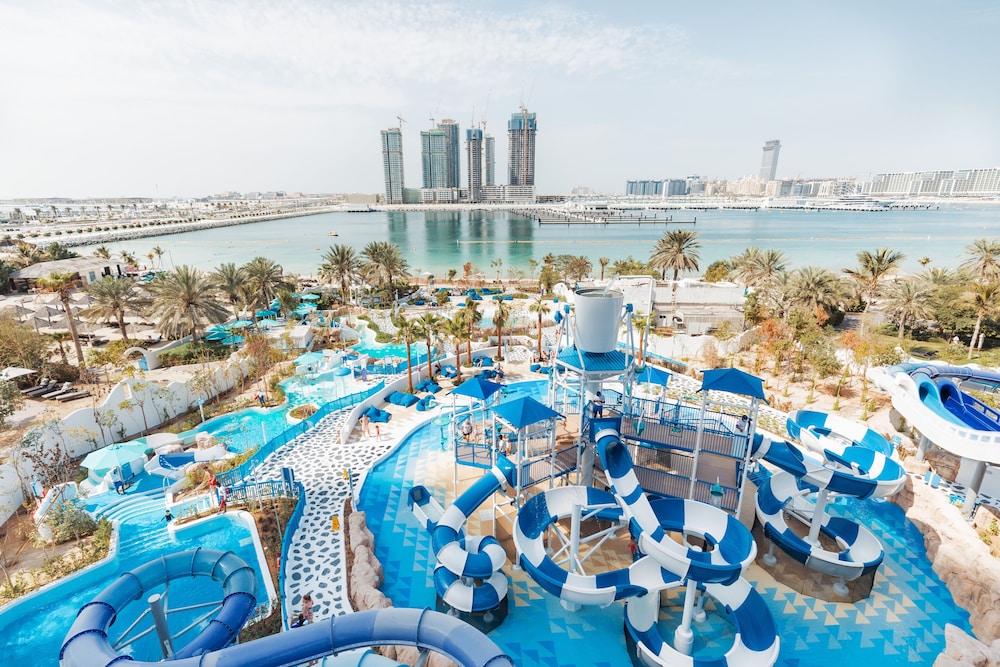 The Westin Dubai Mina Seyahi Beach Resort & Marina — Pool in Dubai