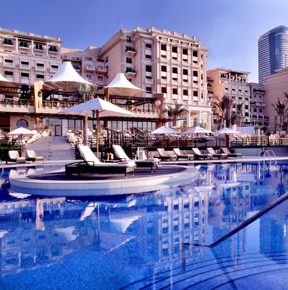 The Westin Dubai Mina Seyahi Beach Resort & Marina — Pool in Dubai