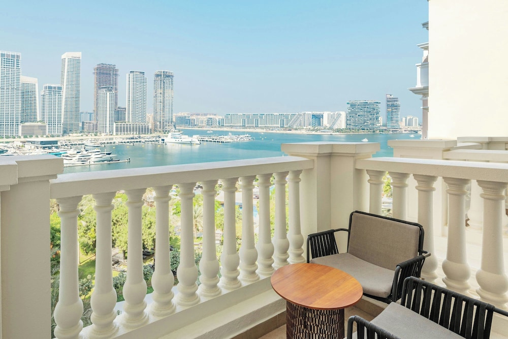 The Westin Dubai Mina Seyahi Beach Resort & Marina — Rooms in Dubai