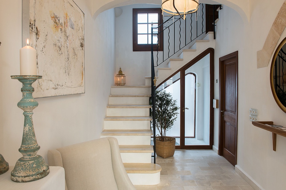 S'Hotelet d'es Born - Suites & SPA — Hotel building in Ciutadella de Menorca, Balearic Islands
