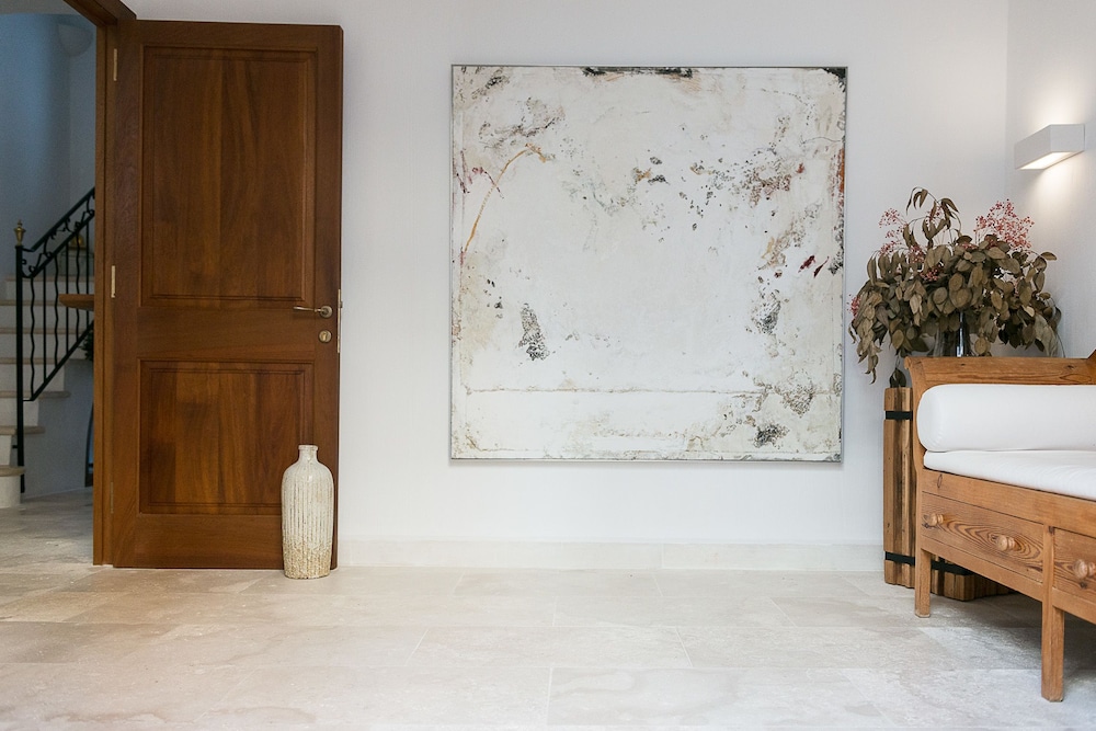S'Hotelet d'es Born - Suites & SPA — Hotel building in Ciutadella de Menorca, Balearic Islands