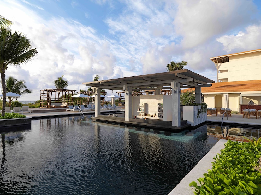 Unico Hotel Riviera Maya - Adults Only — Swimming pool in Xetna, Quintana Roo