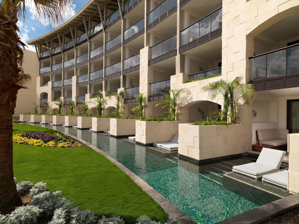 Unico Hotel Riviera Maya - Adults Only — Hotel building in Xetna, Quintana Roo