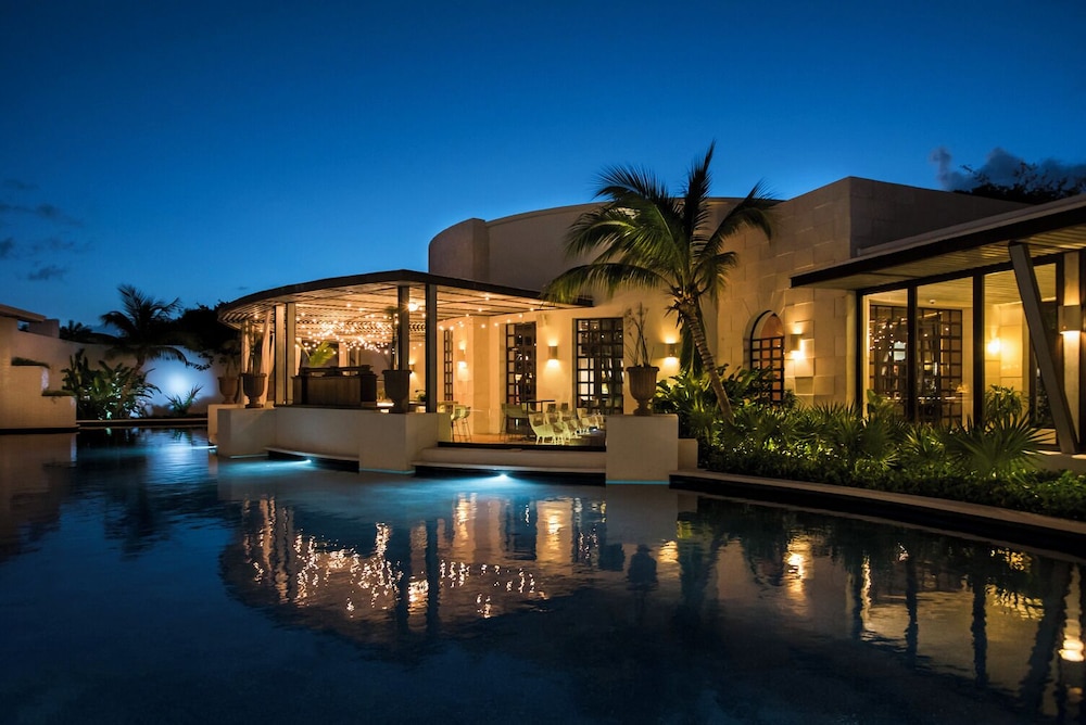 Unico Hotel Riviera Maya - Adults Only — Restaurant & bars in Xetna, Quintana Roo