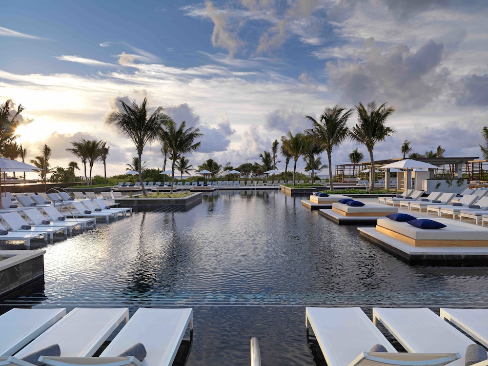 Unico Hotel Riviera Maya - Adults Only — Swimming pool in Xetna, Quintana Roo