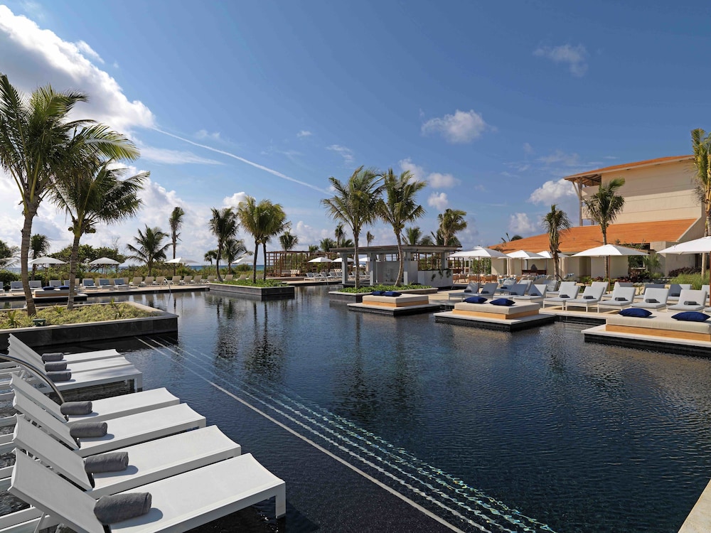 Unico Hotel Riviera Maya - Adults Only — Swimming pool in Xetna, Quintana Roo
