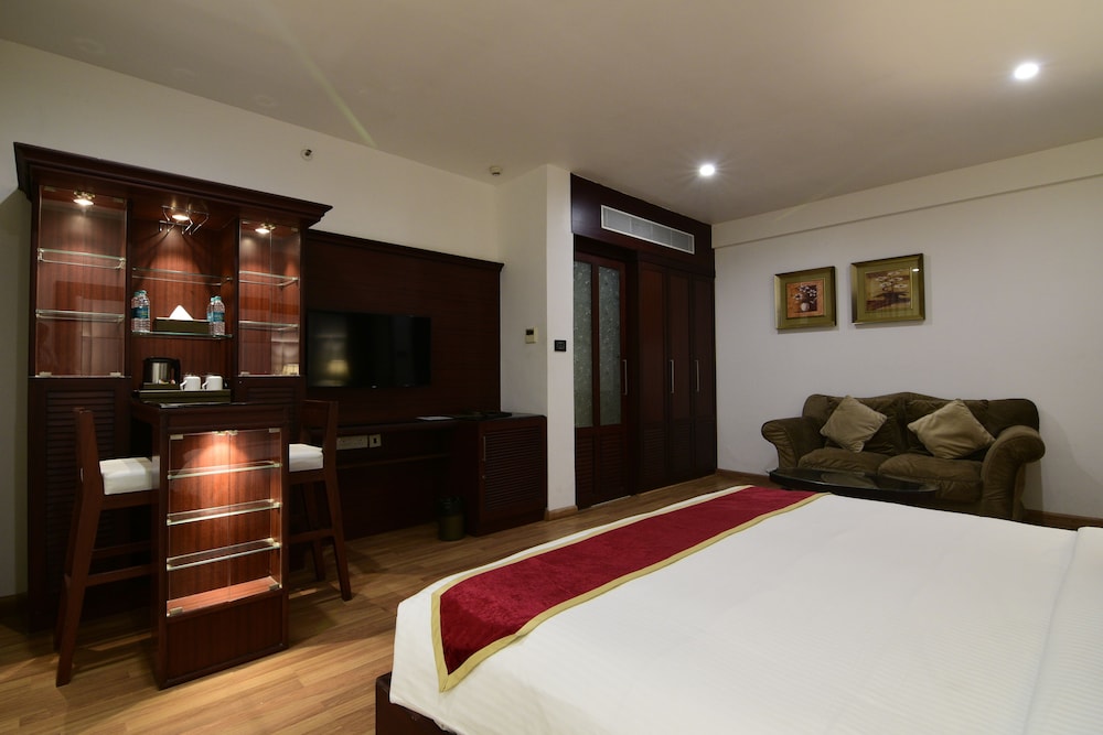 Park Regis Goa — Hotel rooms in Arpora, Goa