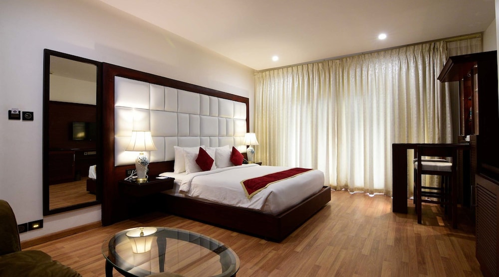 Park Regis Goa — Hotel rooms in Arpora, Goa