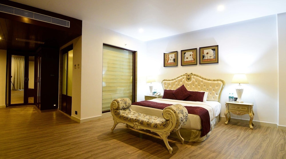 Park Regis Goa — Hotel rooms in Arpora, Goa
