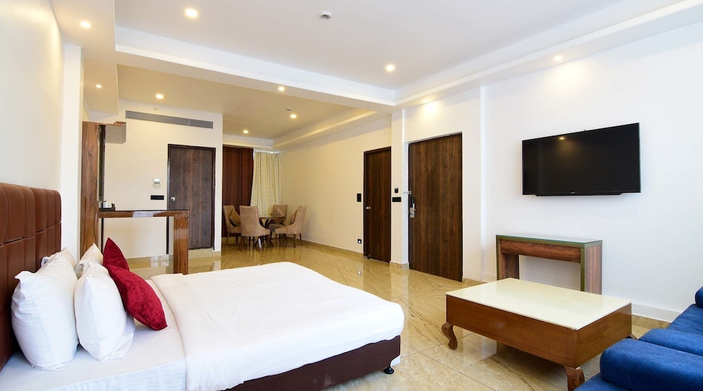 Park Regis Goa — Hotel rooms in Arpora, Goa