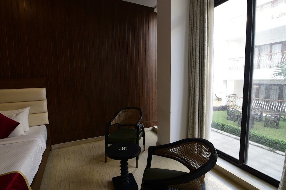 Park Regis Goa — Hotel rooms in Arpora, Goa