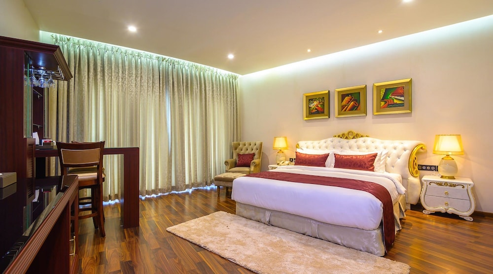 Park Regis Goa — Hotel rooms in Arpora, Goa