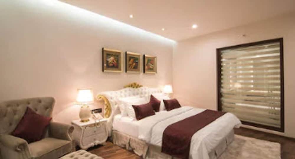 Park Regis Goa — Hotel rooms in Arpora, Goa
