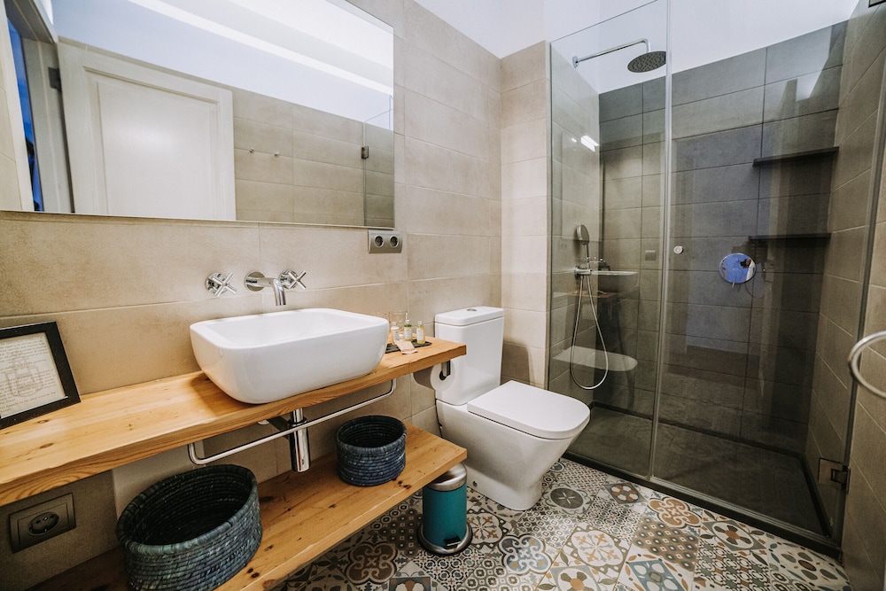 Petit Hotel 5 Fars - Adults Only — Hotel rooms in Ciutadella de Menorca, Balearic Islands