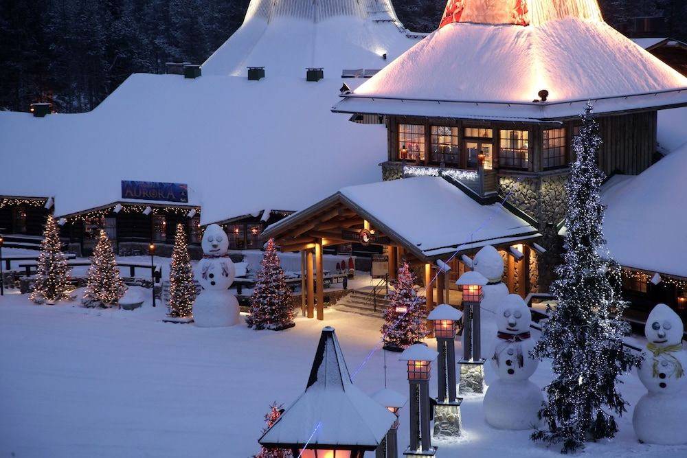 . Arctic City Hotel