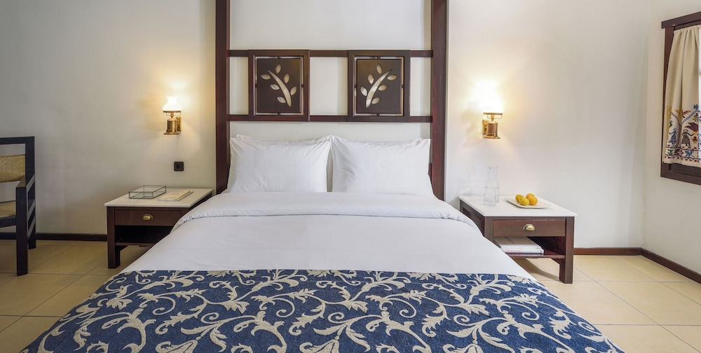 Simantro Resort — Hotel rooms in Sani, Central Macedonia