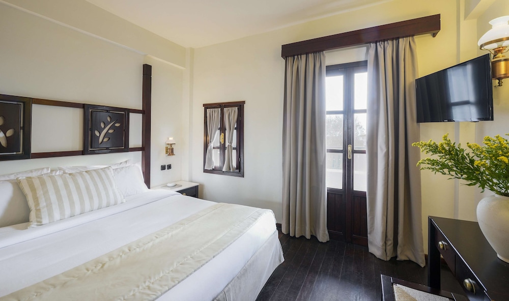 Simantro Resort — Hotel rooms in Sani, Central Macedonia
