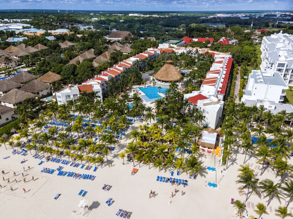 Viva Azteca by Wyndham, A Trademark  Resort — Beach in Playa del Carmen, Quintana Roo