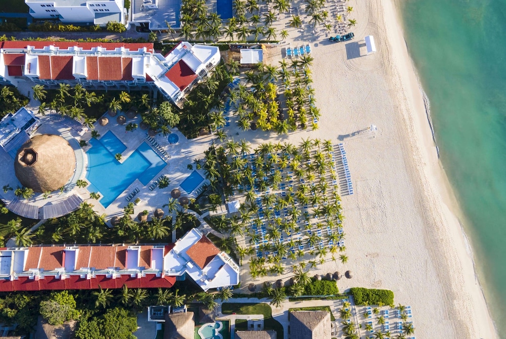 Viva Azteca by Wyndham, A Trademark  Resort — Beach in Playa del Carmen, Quintana Roo