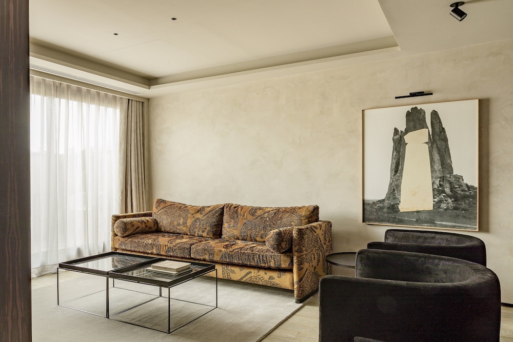 Hotel Bagues a Small Luxury Hotels of the World — Hotel rooms in Barcelona, Catalonia