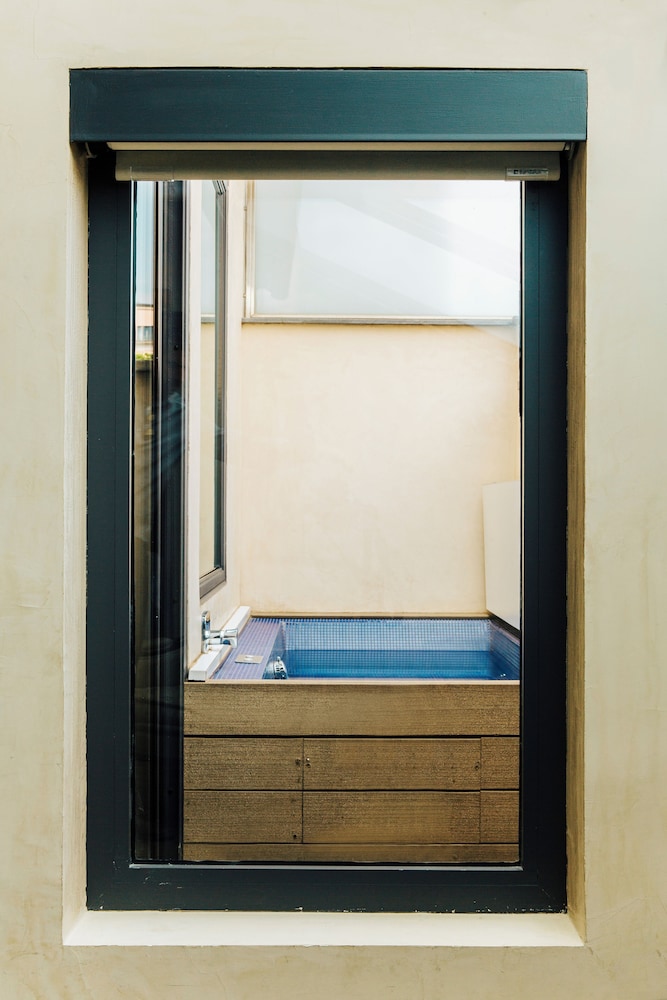 Hotel Bagues a Small Luxury Hotels of the World — Hotel rooms in Barcelona, Catalonia