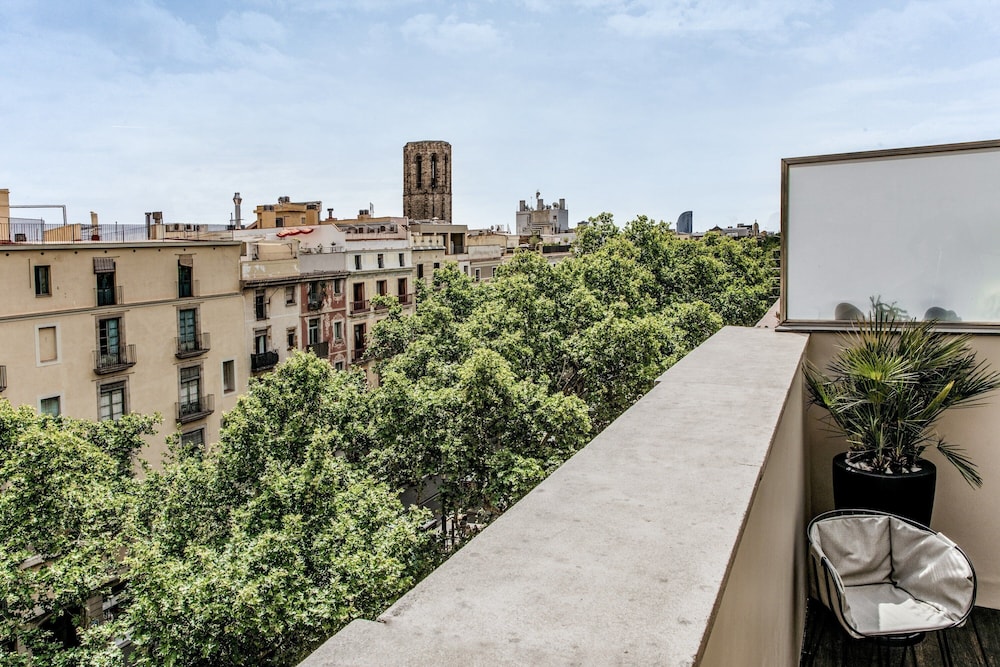 Hotel Bagues a Small Luxury Hotels of the World — Hotel rooms in Barcelona, Catalonia
