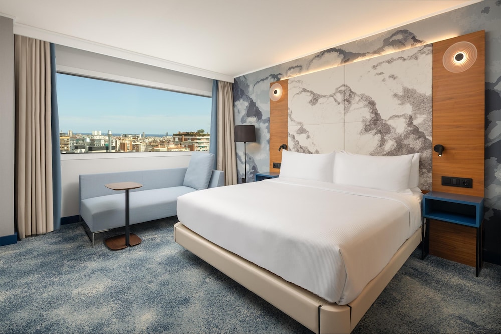 Hilton Barcelona — Hotel rooms in Barcelona, Catalonia