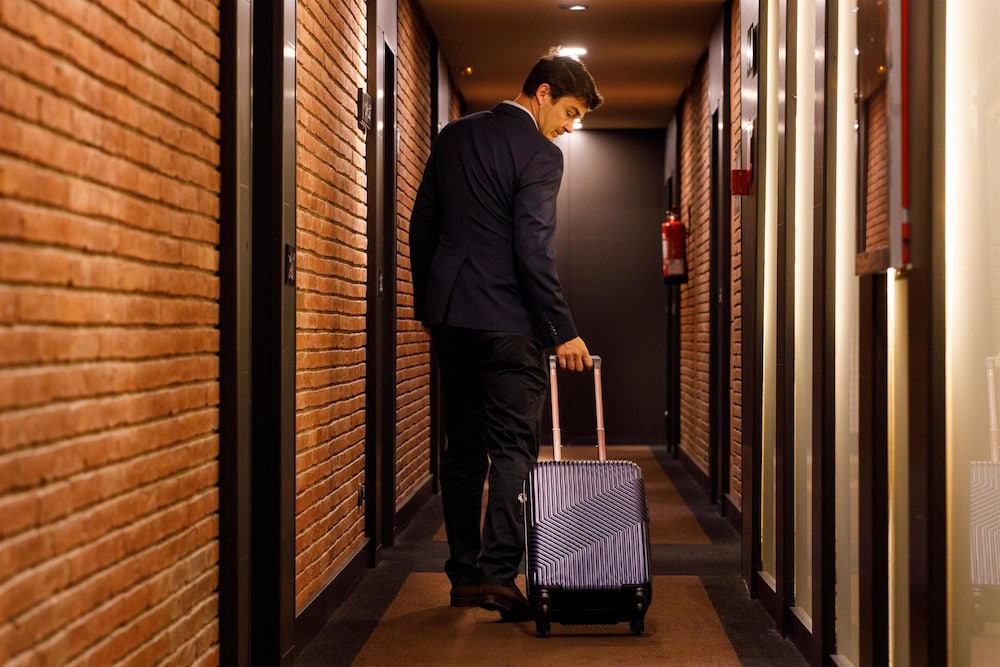 Aparthotel Mariano Cubi Barcelona — Hotel building in Barcelona, Catalonia