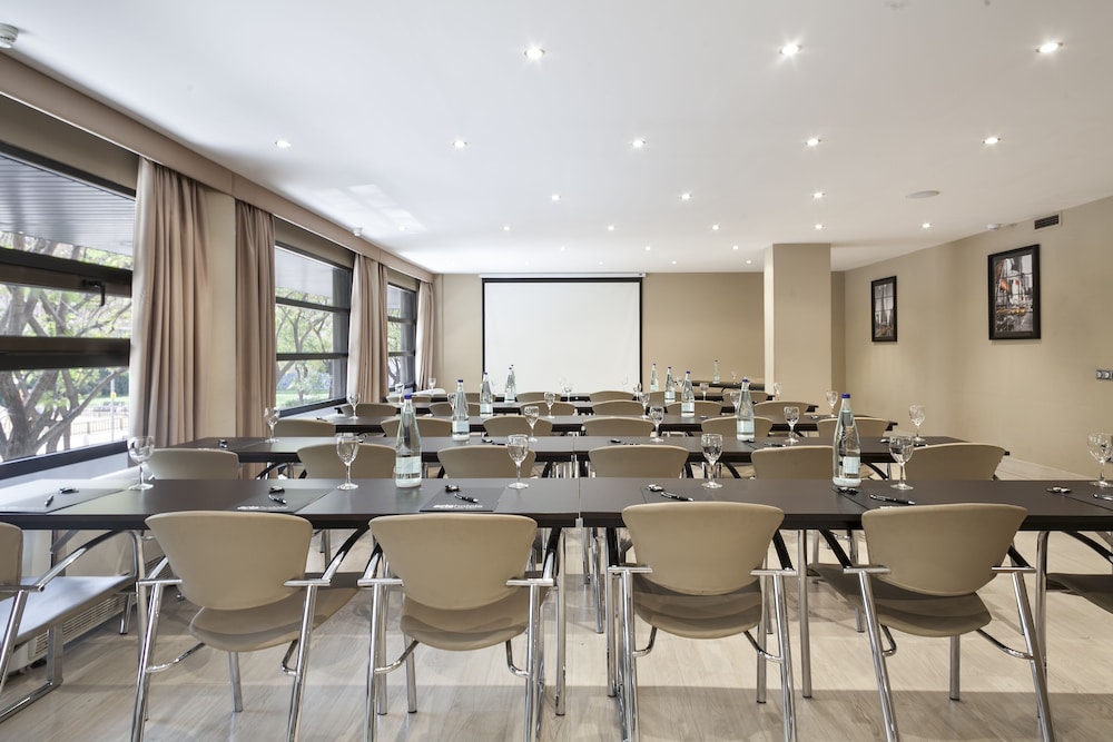 Hotel Acta City47 — Hotel building in Barcelona, Catalonia