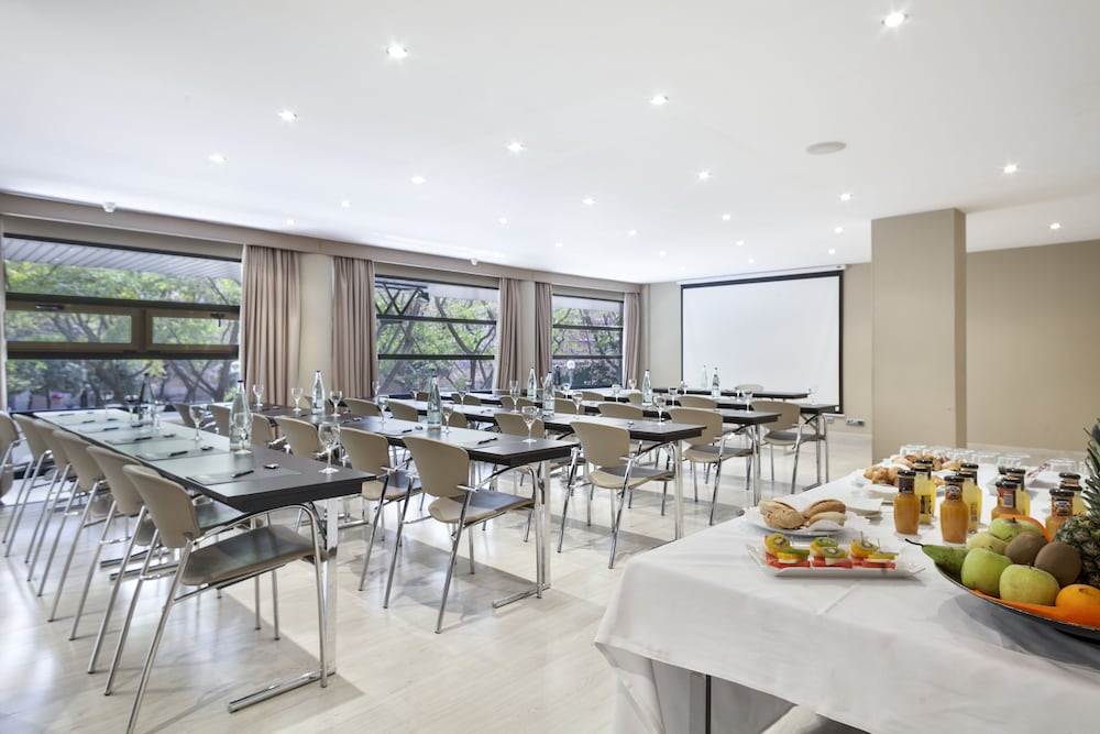 Hotel Acta City47 — Restaurant & bars in Barcelona, Catalonia