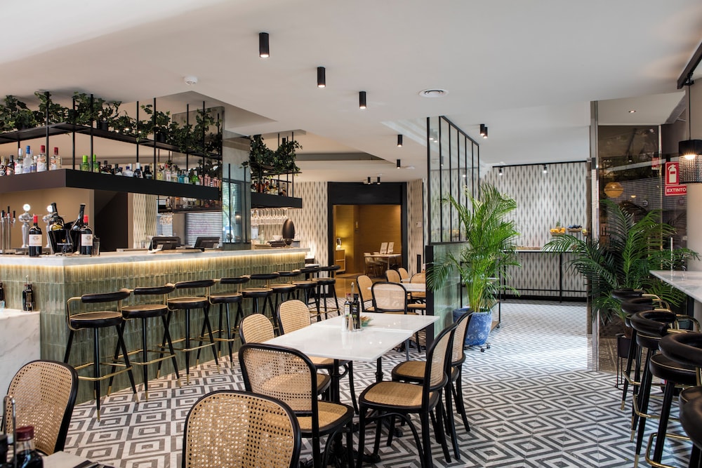 Hotel Acta City47 — Restaurant & bars in Barcelona, Catalonia