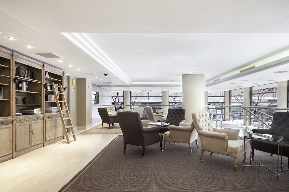 Hotel Acta City47 — Hotel building in Barcelona, Catalonia