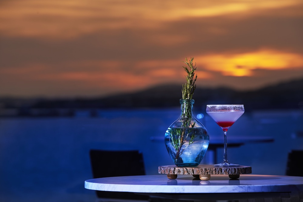 Melia Palma Bay — Restaurant & bars in Palma de Mallorca, Balearic Islands