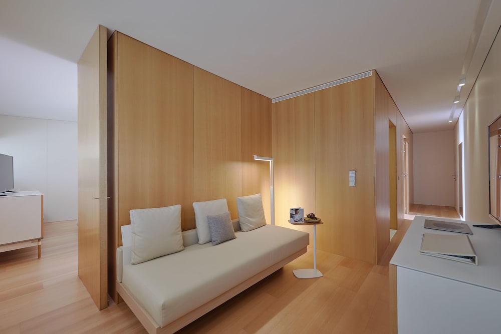 Melia Palma Bay — Hotel rooms in Palma de Mallorca, Balearic Islands