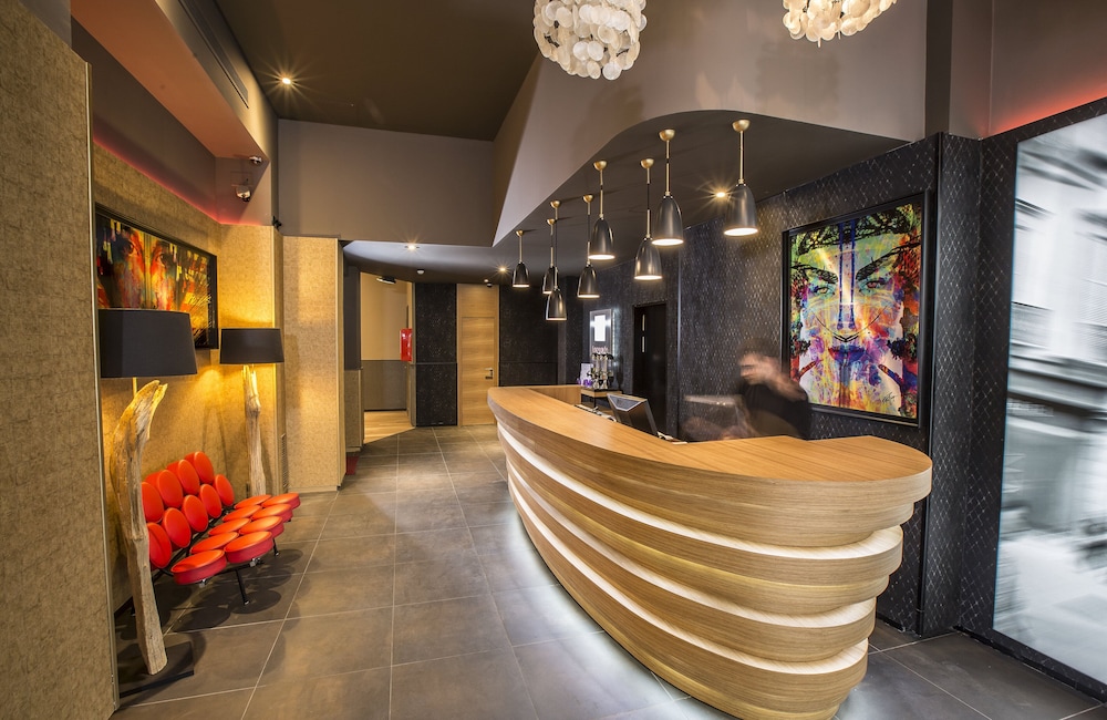 Leonardo Hotel Barcelona Las Ramblas — Hotel building in Barcelona, Catalonia
