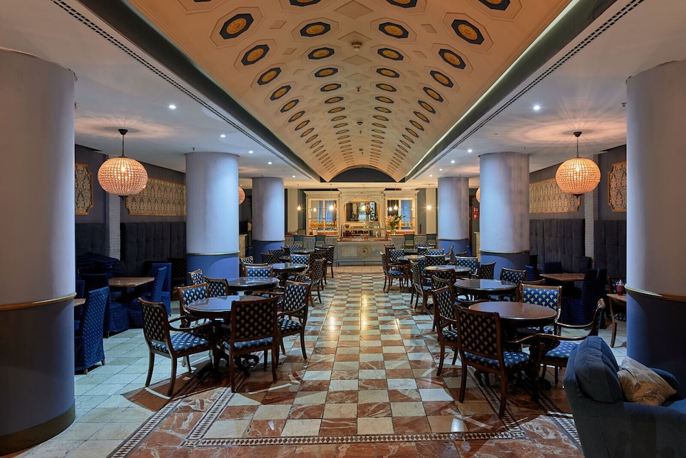 Ramblas Barcelona — Restaurant & bars in Barcelona, Catalonia