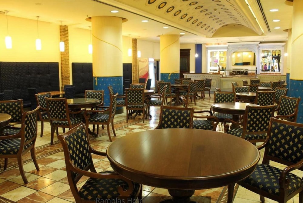 Ramblas Barcelona — Restaurant & bars in Barcelona, Catalonia