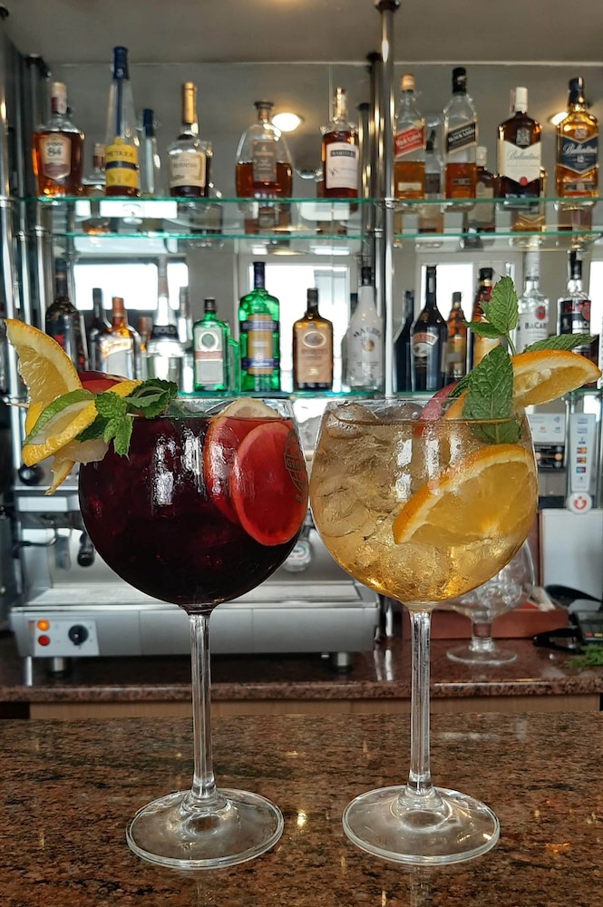 Hotel Gromada Warszawa Centrum — Restaurant & bars in Warsaw, Masovian