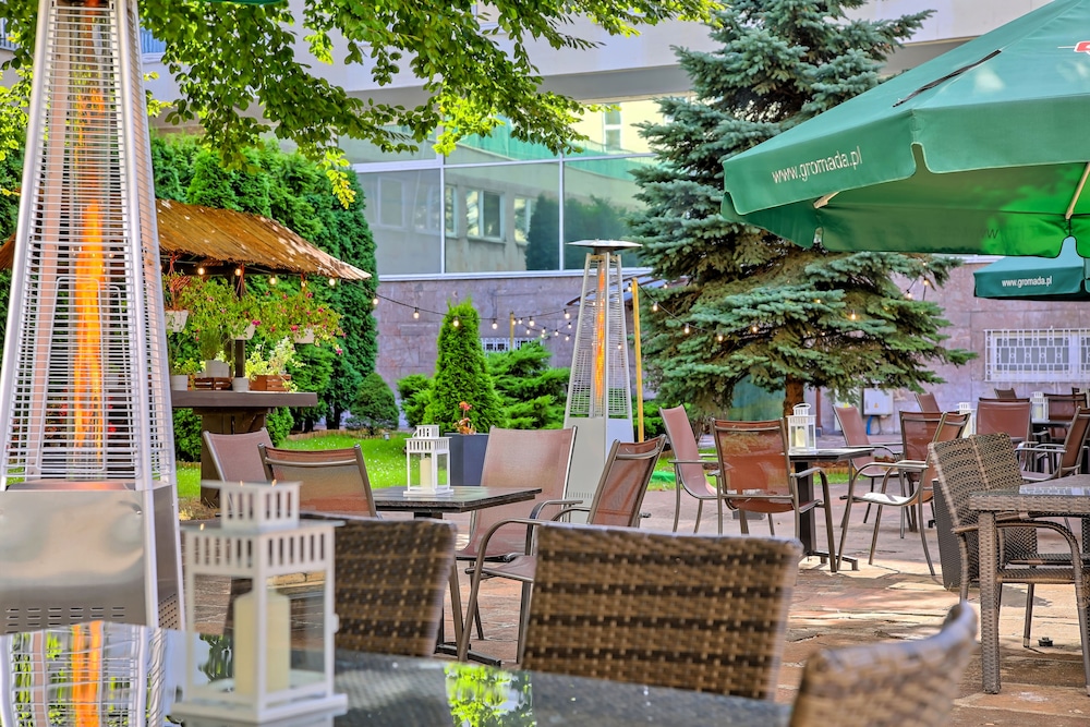 Hotel Gromada Warszawa Centrum — Restaurant & bars in Warsaw, Masovian