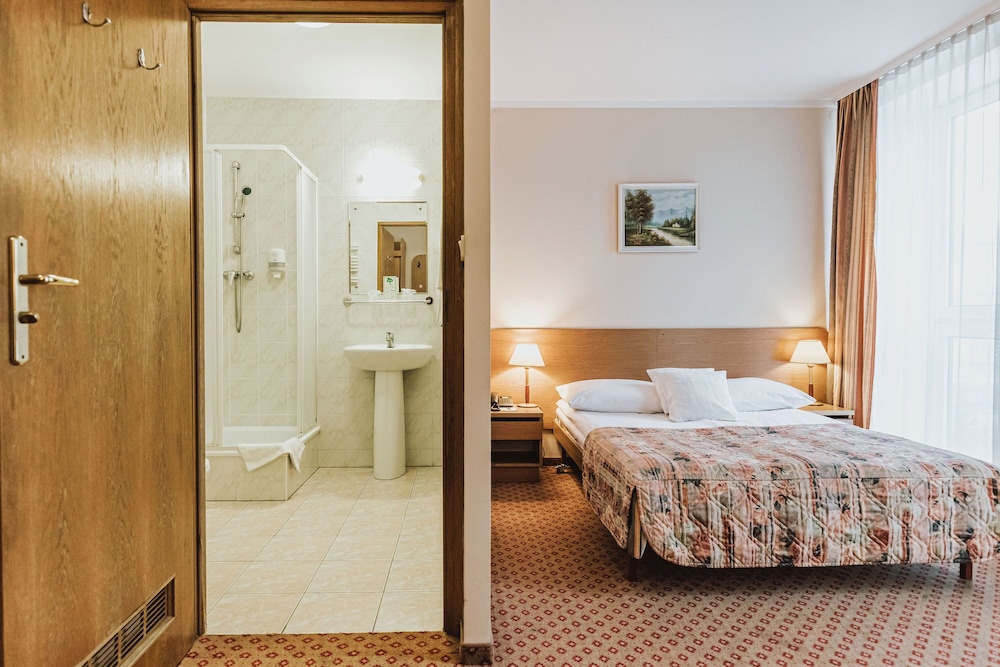 Hotel Gromada Warszawa Centrum — Hotel rooms in Warsaw, Masovian