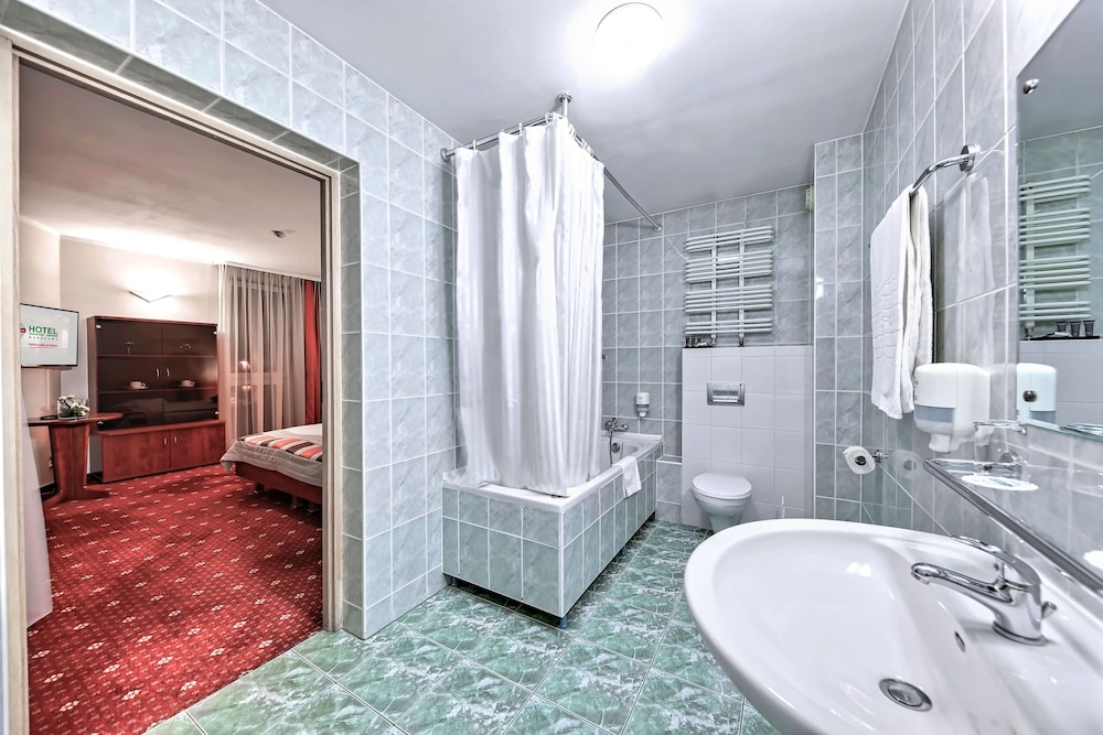 Hotel Gromada Warszawa Centrum — Hotel rooms in Warsaw, Masovian